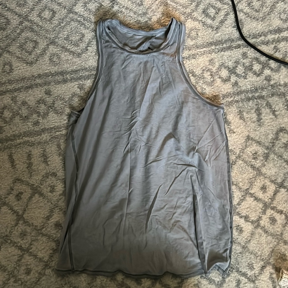 Grey lululemon tie back tank!